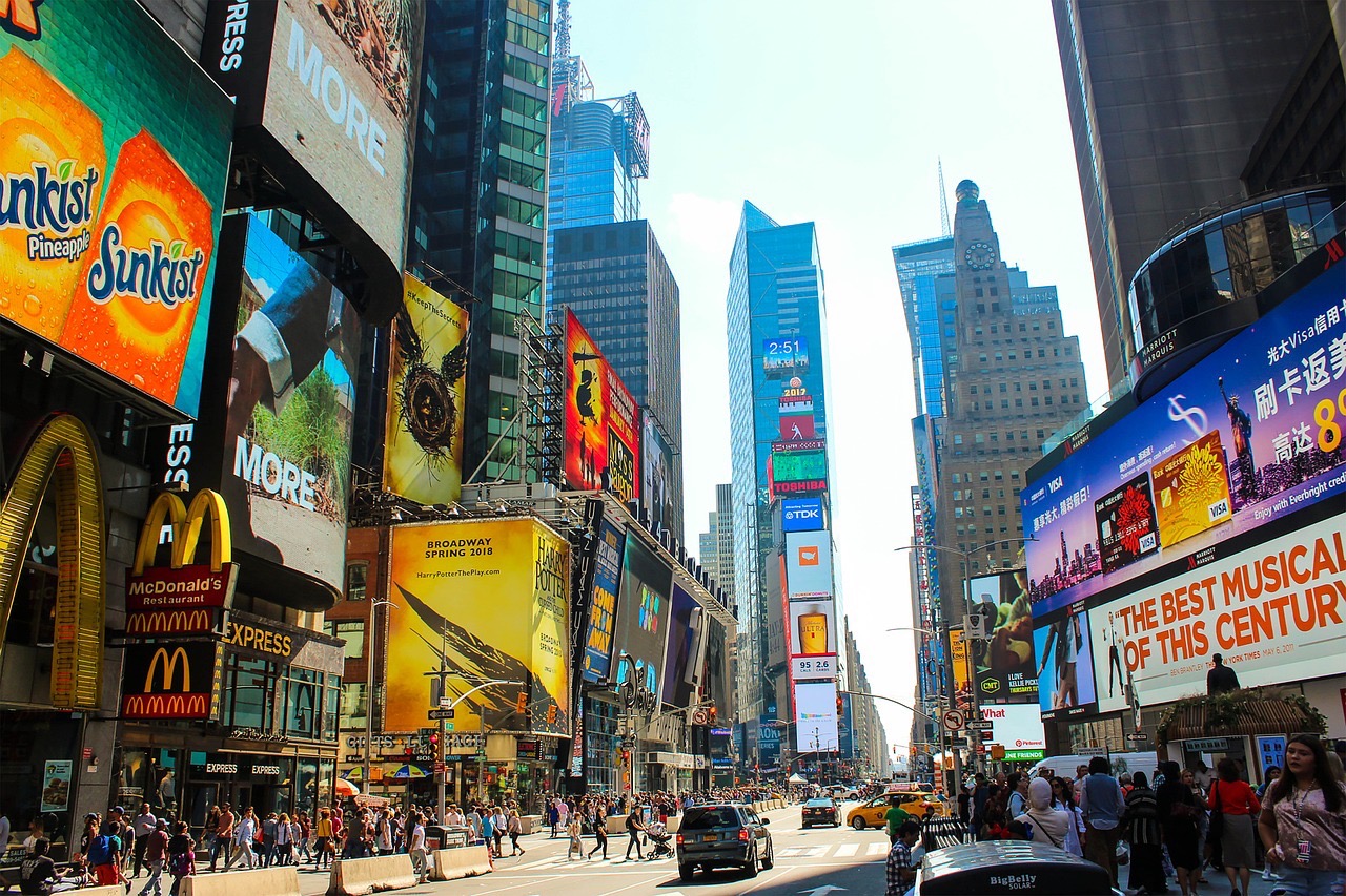 The Evolution of Advertising: Embracing the Power of Digital Outdoor Media